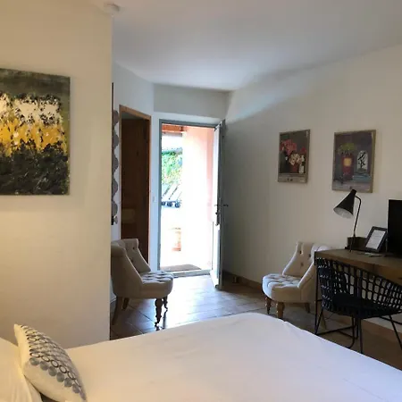 Bed & Breakfast La Badelle Gordes